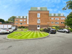 Front External- click for photo gallery